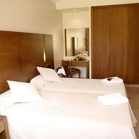 Marsenses Paradise Club Aparthotel Cala'N Bosch (Menorca)