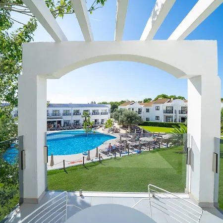 Lägenhetshotell Marsenses Paradise Club 4*