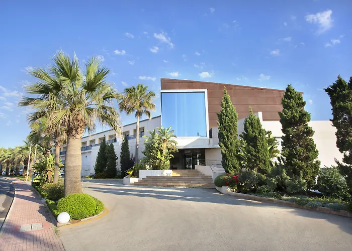 Marsenses Paradise Club Aparthotel Cala'N Bosch (Menorca)