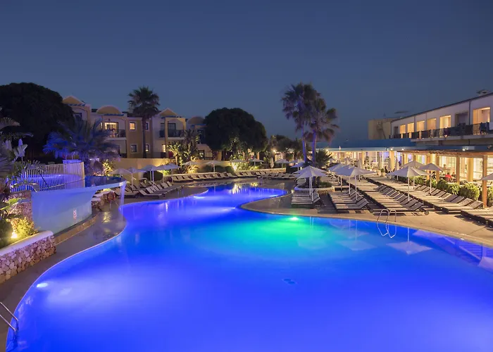 Appart hôtel Marsenses Paradise Club Cala'N Bosch (Menorca)
